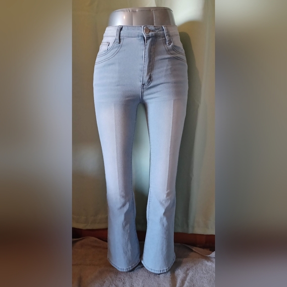 🍒 Shein Teen Flare Light Blue Jeans - Picture 1 of 9
